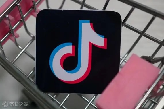 现在加入快手抖音短视频晚吗，如何找到流量？